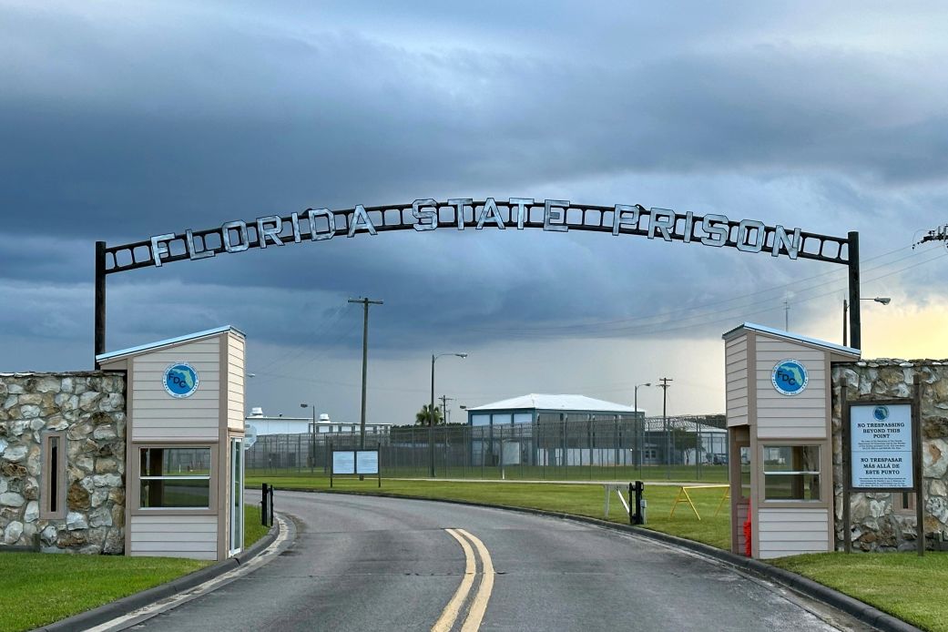 2 men scheduled to be put to death in Florida Tuesday in rare double executions