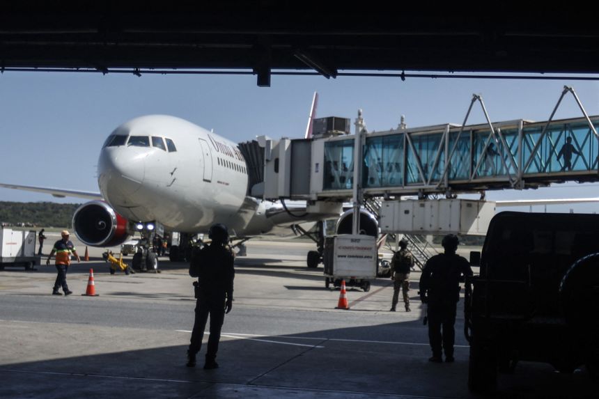 US resumes deporting Venezuelans after deadly earthquakes halted flights
