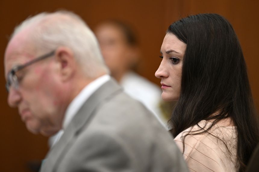 Notes on Lindsay Clancy’s cellphone paint a picture of a woman ‘going downhill’