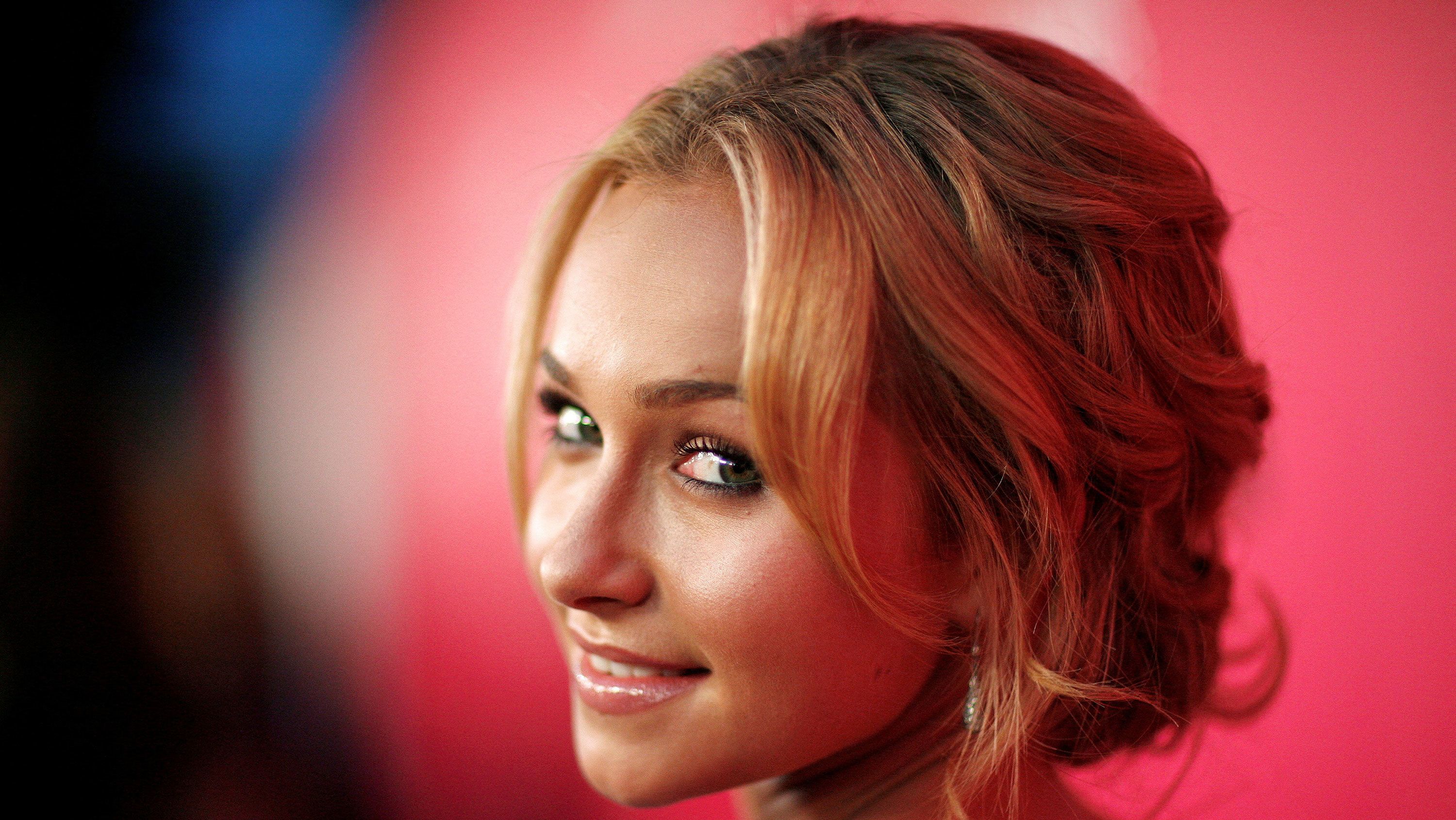 Probe into Hayden Panettiere’s death examining whether she got counterfeit drugs from Southern California dealer, source says