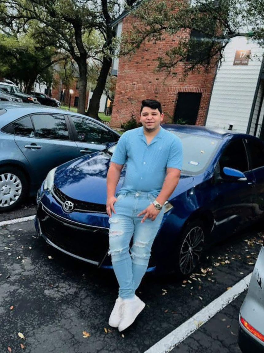 Venezuelan delivery driver charged with assault after ICE shooting in Texas