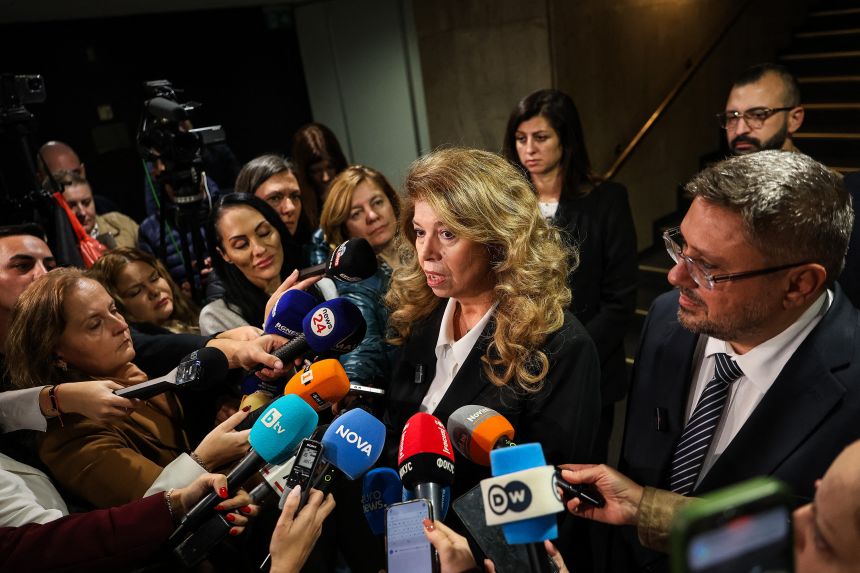 Presidential race in Bulgaria heads to runoff due to record low turnout