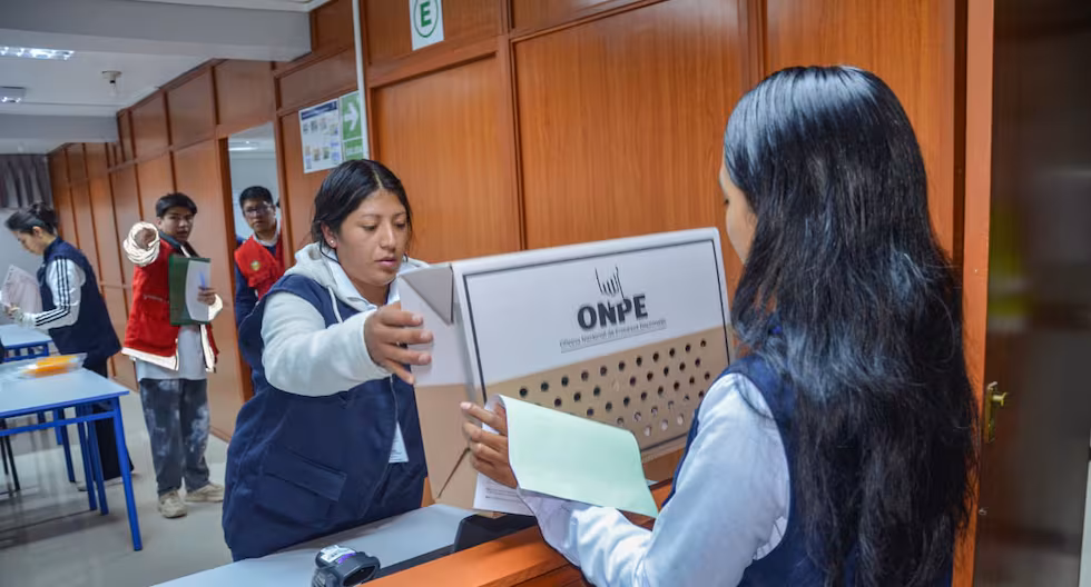 Junín: del 100% de actas electorales unas 3659 contabilizadas y 32 observadas