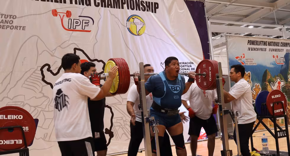 Pisqueño conquista cinco medallas de oro y clasifica al sudamericano de Powerlifting