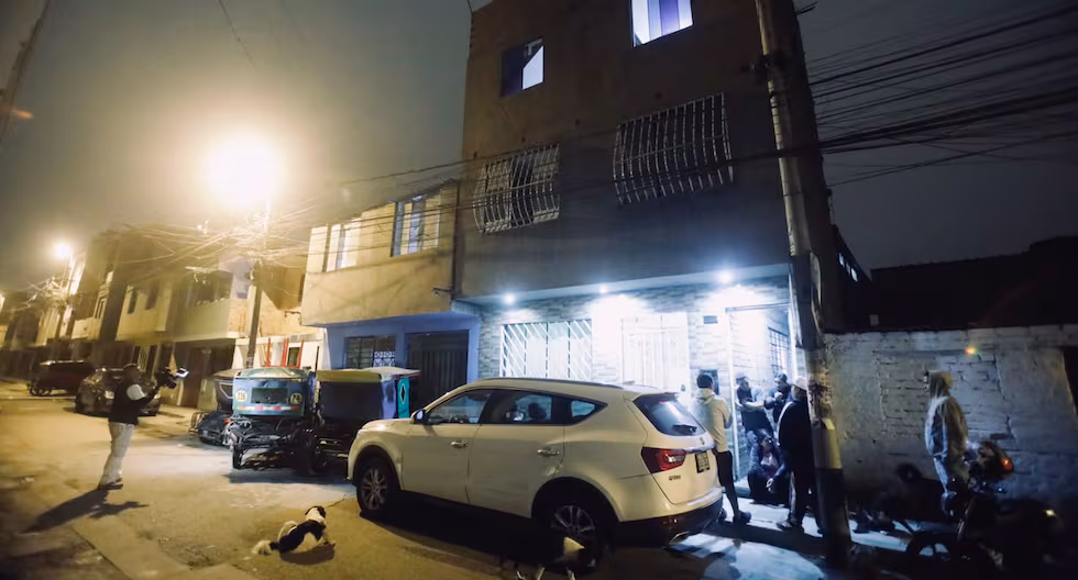 Comas: Delincuentes atacan a balazos la casa del hermano de la congresista Kira Alcarraz