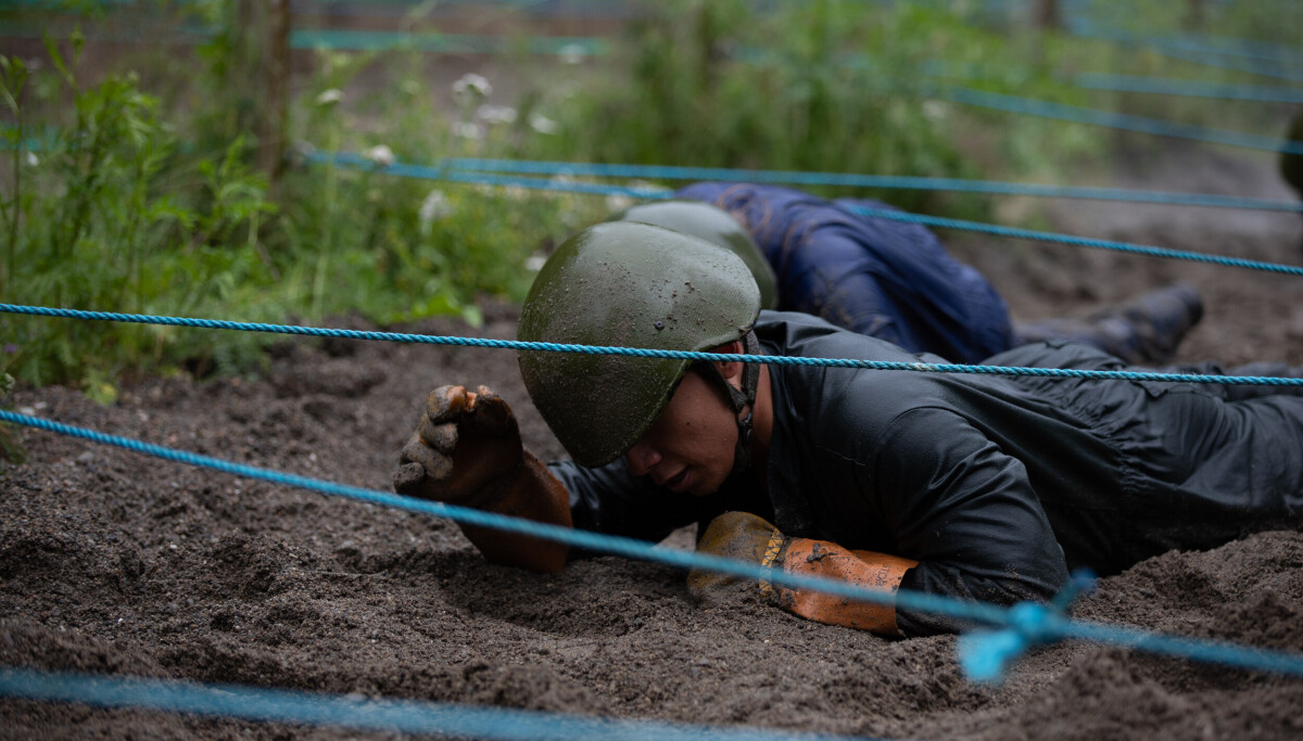 Record Number of Applicants to Military Education: Dagbladet Tests the Mud Course