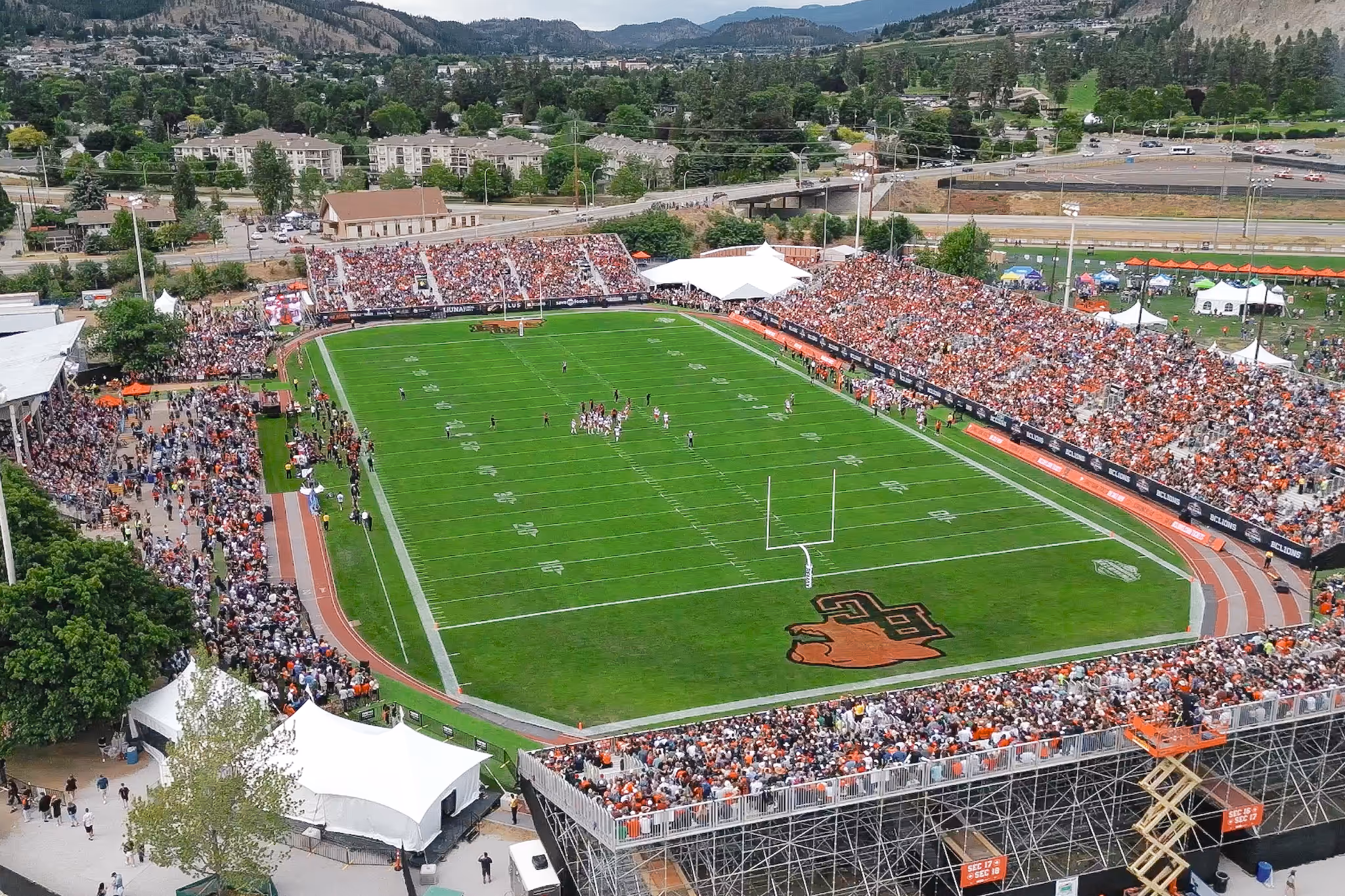 BC Lions build temporary 18,500-seat home stadium in Kelowna