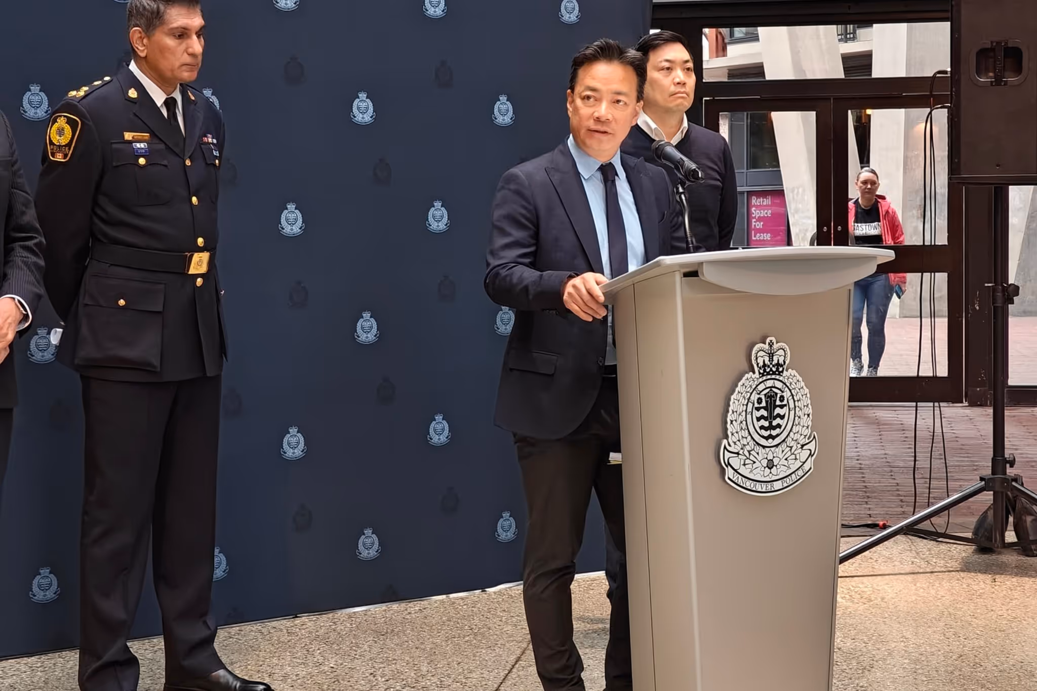 Mayor Ken Sim accuses B.C. government of failing Vancouver on mental health and addictions crisis
