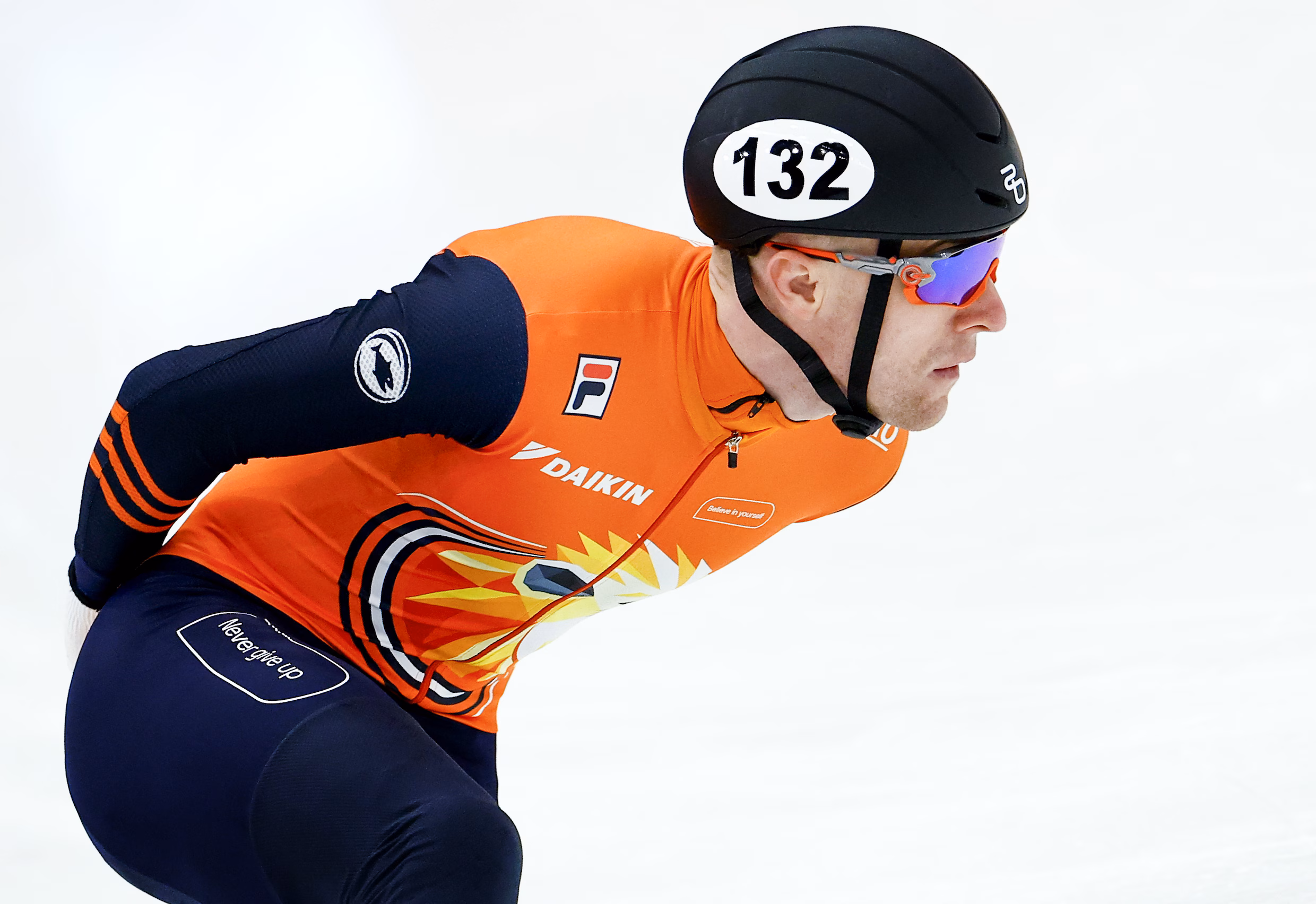 Sporters delen zorgen om mogelijke vermissing shorttracker Roes