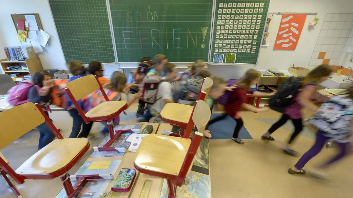 Wiener Elternvertretung will Sommerferien auf sechs Wochen kürzen