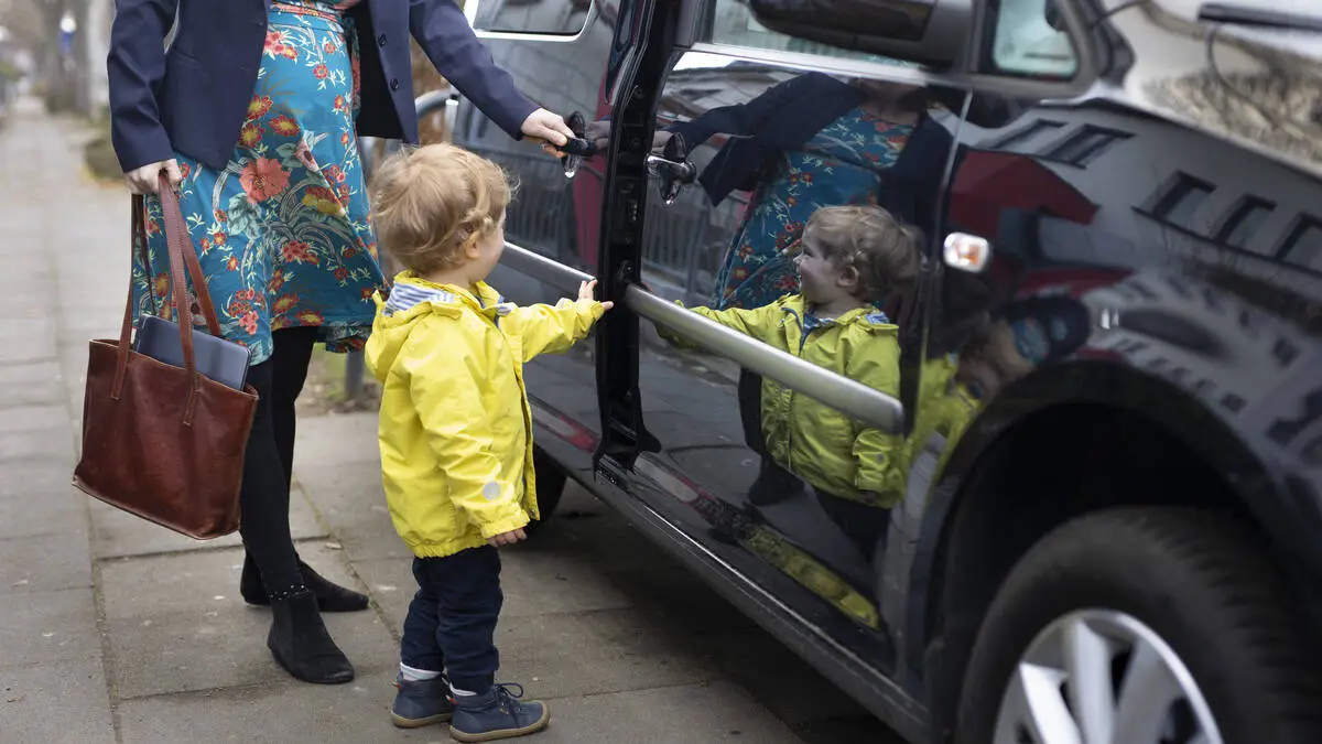 Grüne kritisieren Bauer: „Familienministerin fördert ein traditionell patriarchales Modell“