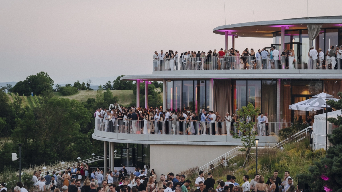 Afterwork-Reihe „Büroschluss“ lud zum Sommerfest ins Cobenzl