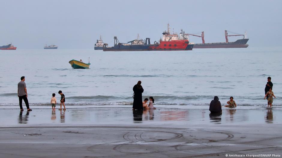 IRGC says Strait of Hormuz will reopen if US accepts Iran's terms