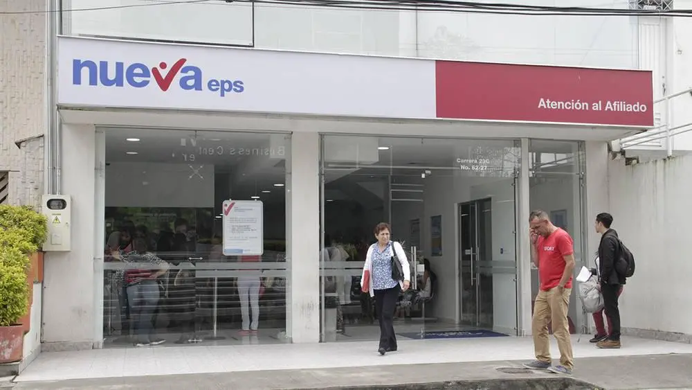 Suspenden decreto de Petro sobre traslado de afiliados a Nueva EPS