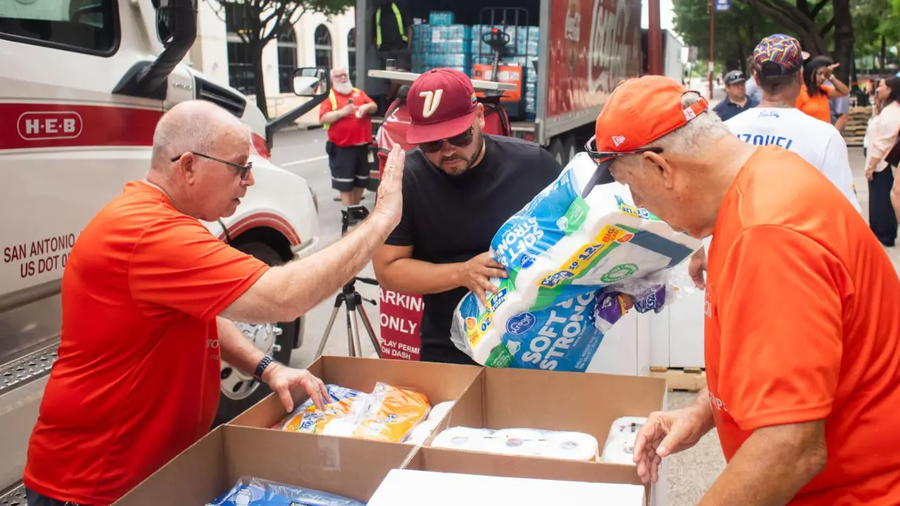 ¿Quiere ayudar a Venezuela? Estos son los canales oficiales para donar desde Antioquia y Colombia