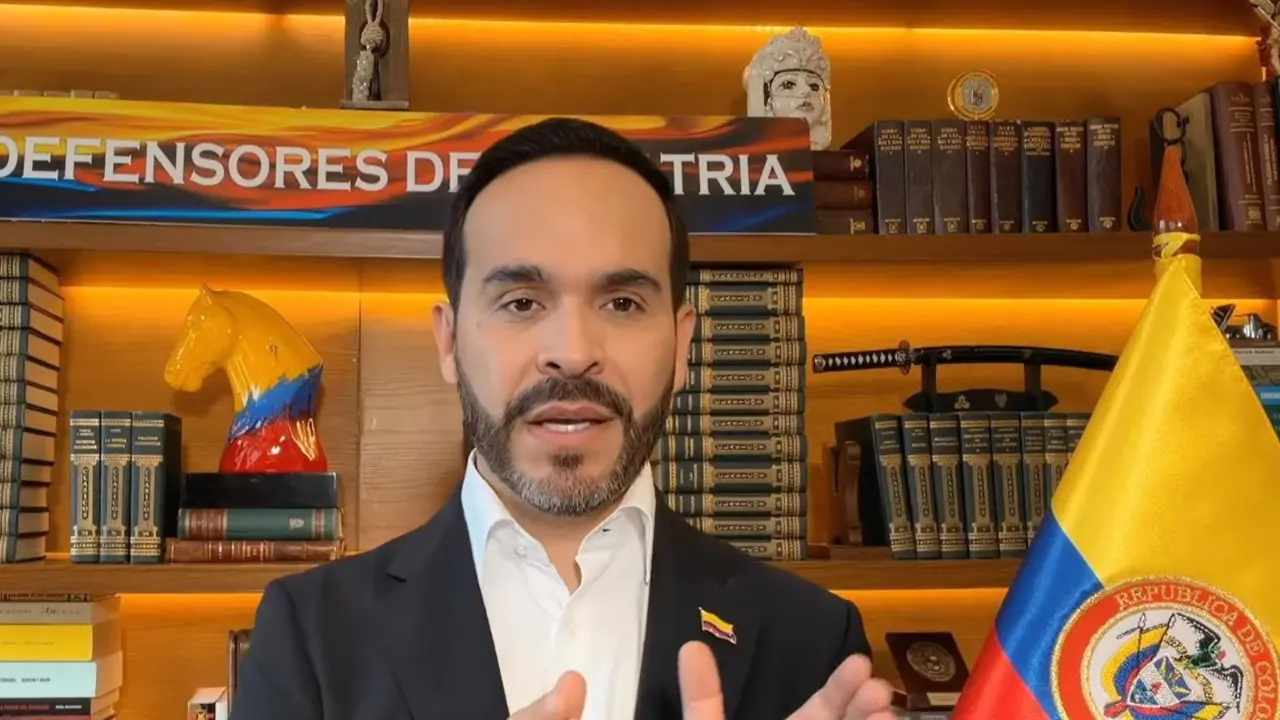 Los anuncios los dio en medio de una alocución a través de su cuenta en YouTube. Es la tercera desde que quedó elegido como presidente. Foto: Captura de video.