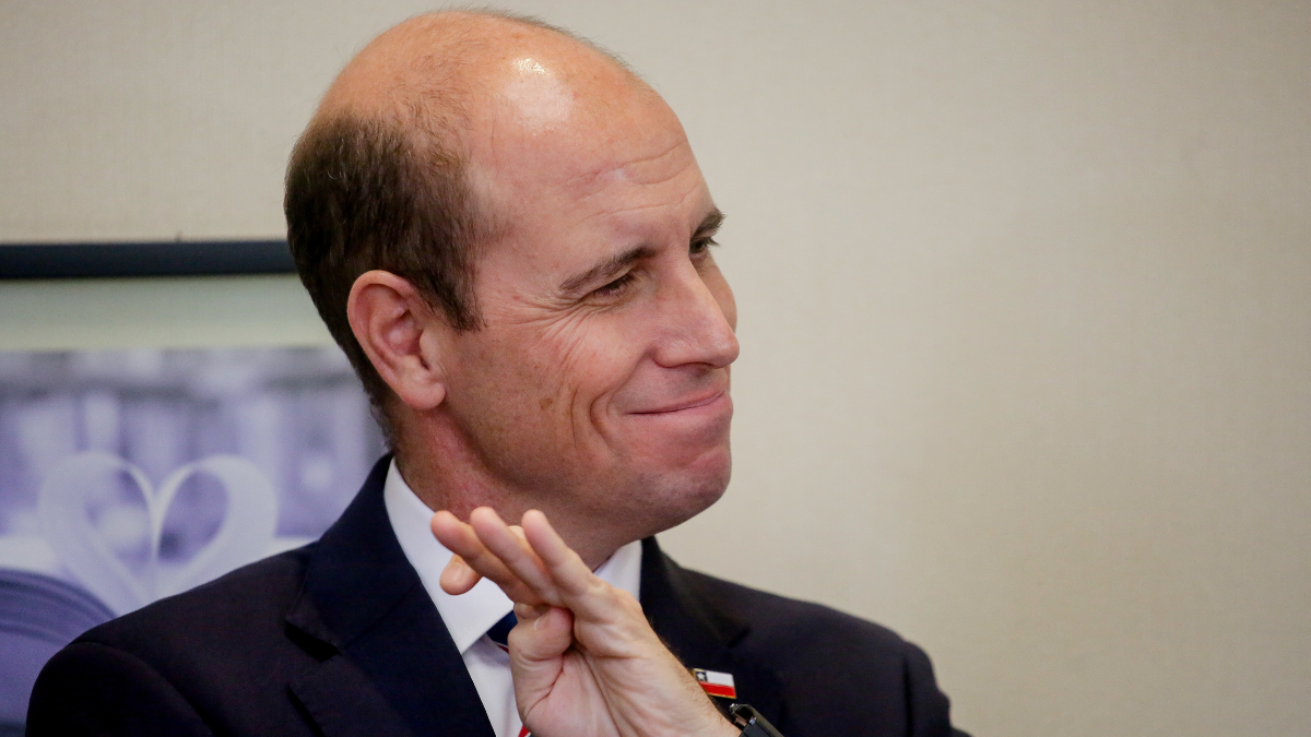 Tras arribo de Arrau a Seguridad: sube aprobación del Gobierno en combate al crimen e inmigración