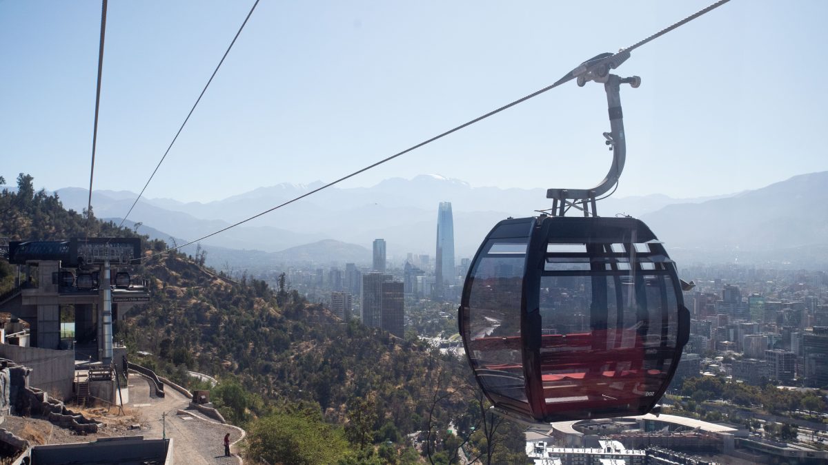Confirman precio del Teleférico Bicentenario y avances en su conexión con el Metro de Santiago