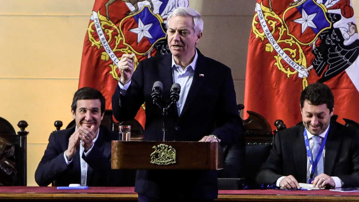 Kast cuestionó a quienes insisten despliegue de Fuerzas Armadas: "Aquellos que los insultaban hoy los quieren en la calle"