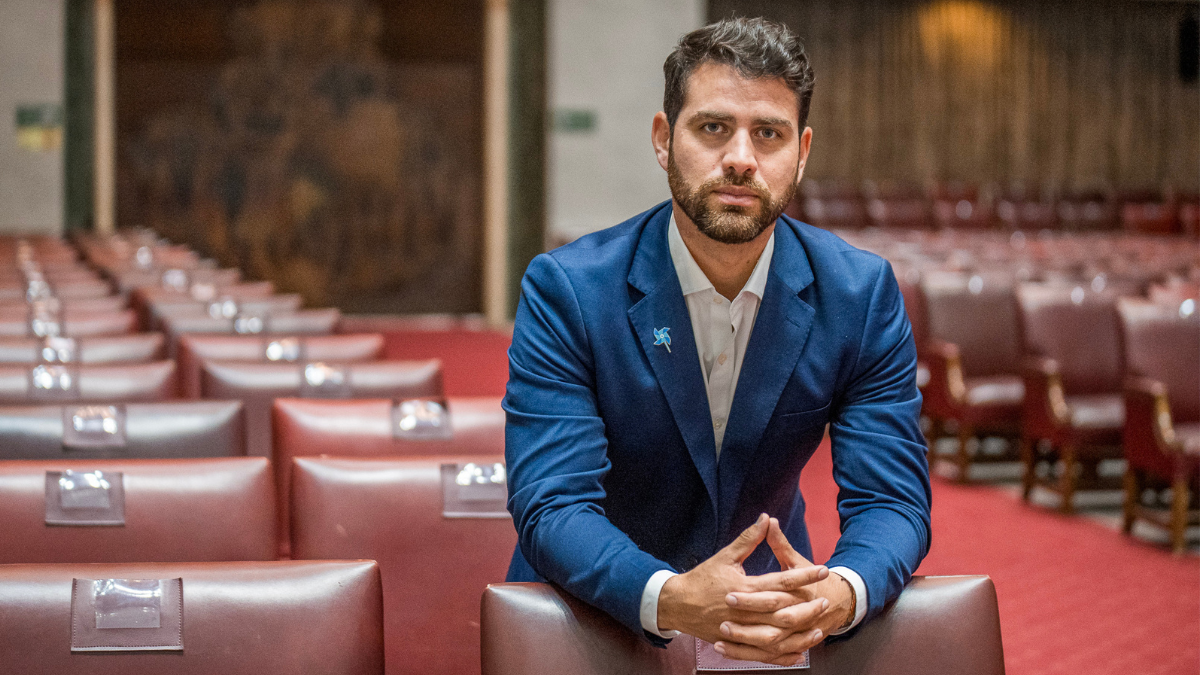 Senador Diego Ibáñez (FA): “Hay una centro derecha social que valora el debate de ideas; con ella estamos dispuestos a construir acuerdos”