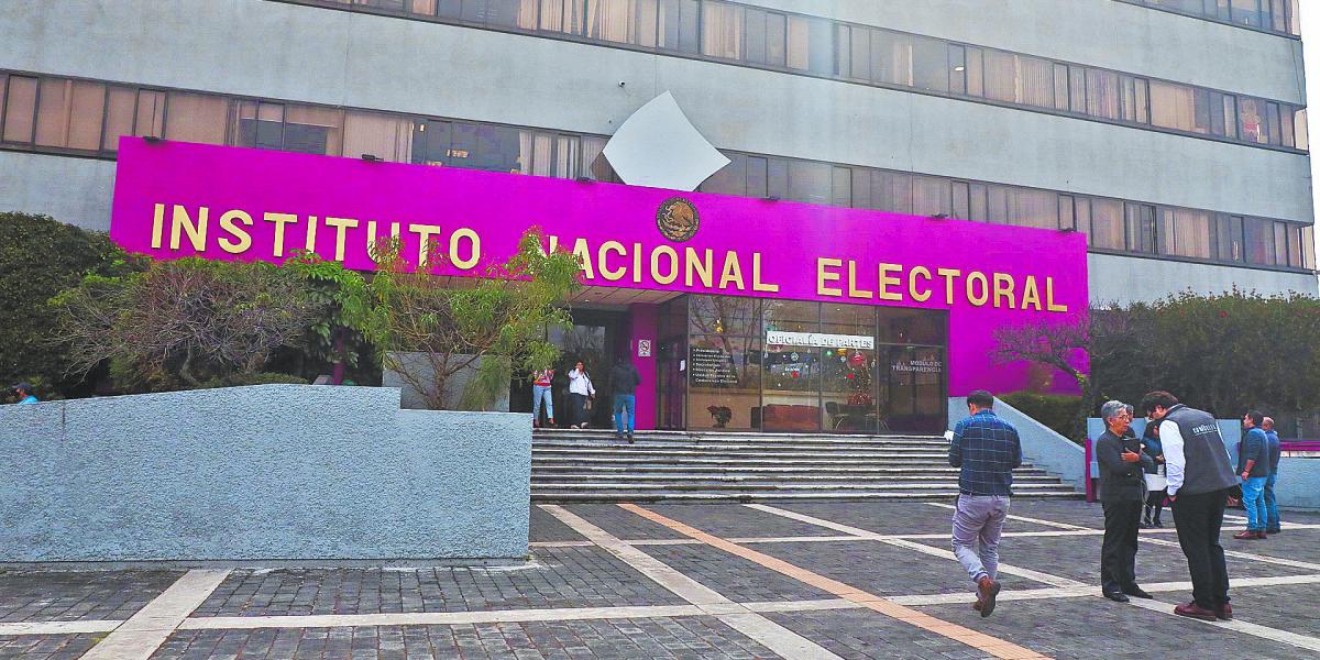 Nuevos partidos en México: dos serían conservadores, uno de centro y otro morenista