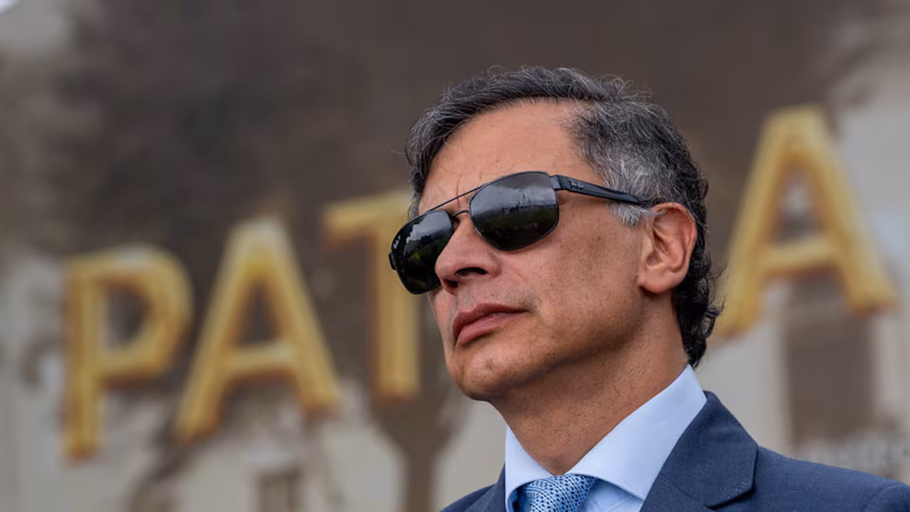 El presidente Gustavo Petro dio un fuerte discurso en una ceremonia de ascensos en la Escuela General Santander.