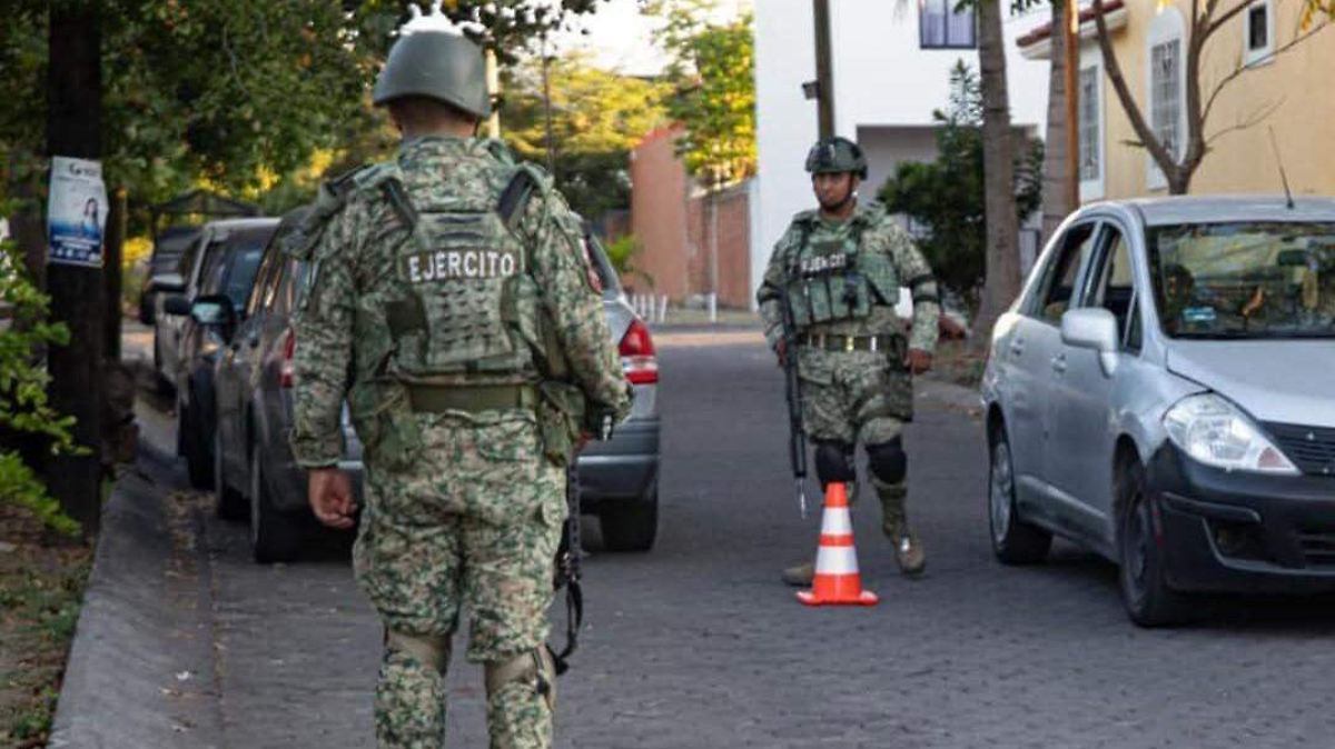Asesinaron a tiros a un empresario gasolinero en Colima en el estacionamiento de un centro comercial