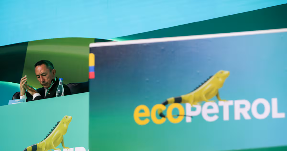 Ecopetrol y la USO firman acuerdo laboral por seis años y evitan una huelga