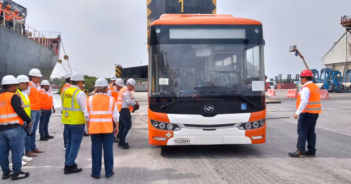 Fotos: así son los nuevos buses de Transcaribe con GPS, cámaras y puertos USB