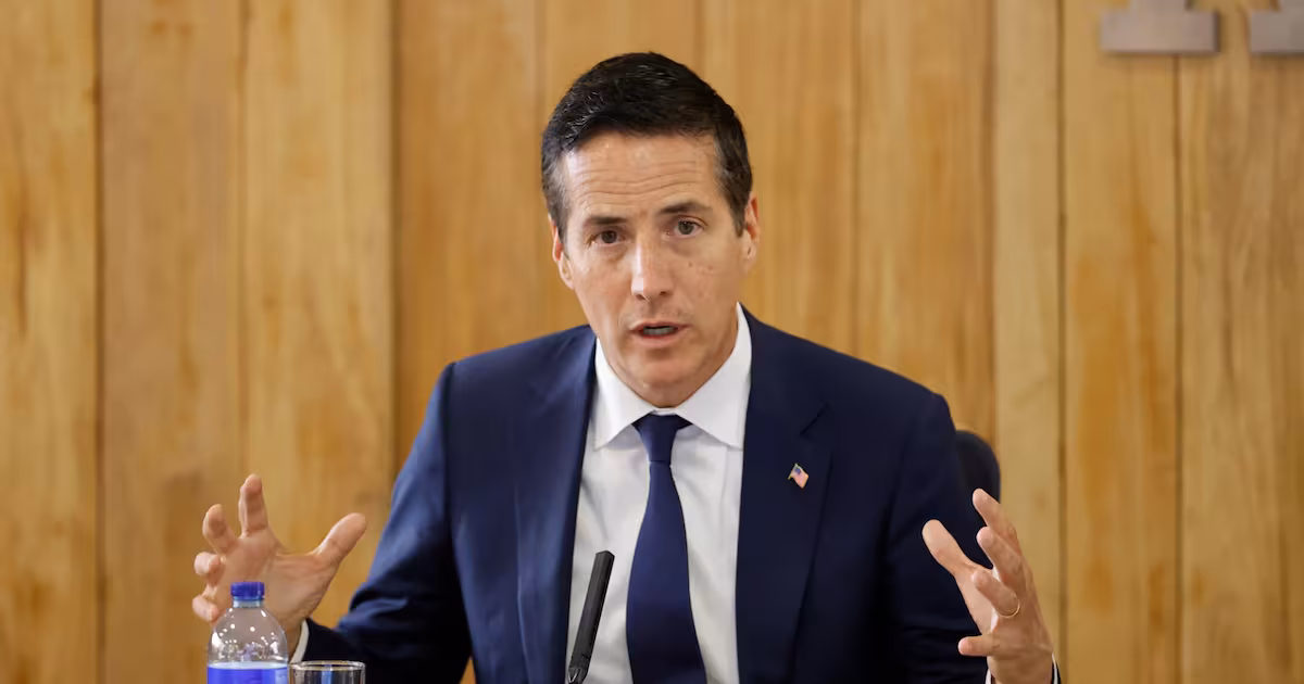 Pese a declaraciones de Petro, CNE confirma que Bernie Moreno estará en la segunda vuelta