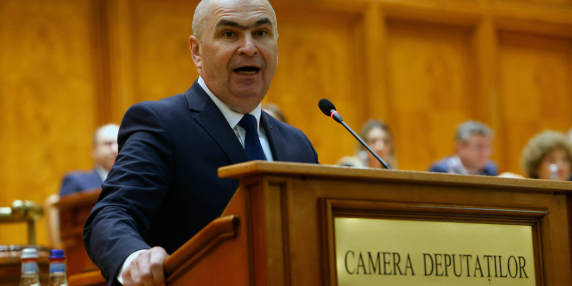 Romania's pro-European government collapses in no-confidence vote