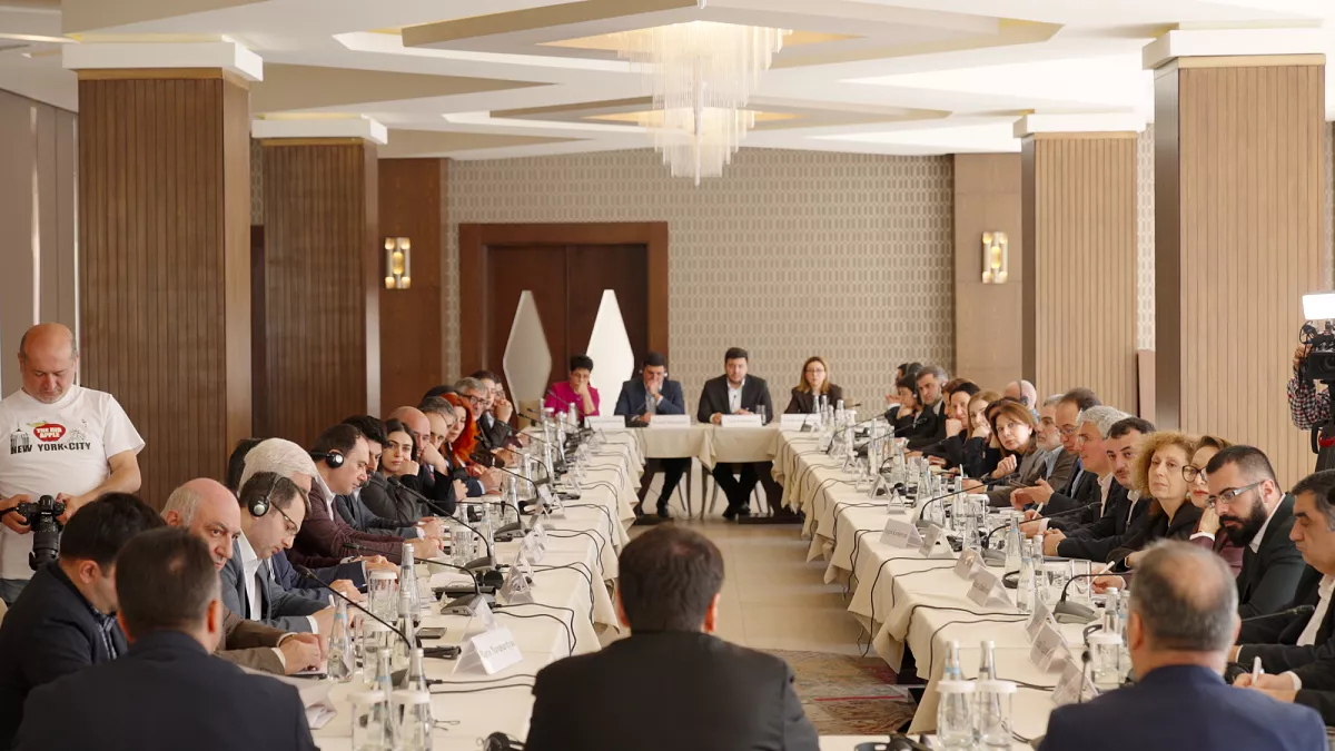 Armenia and Azerbaijan civil societies hold talks to push peace plans