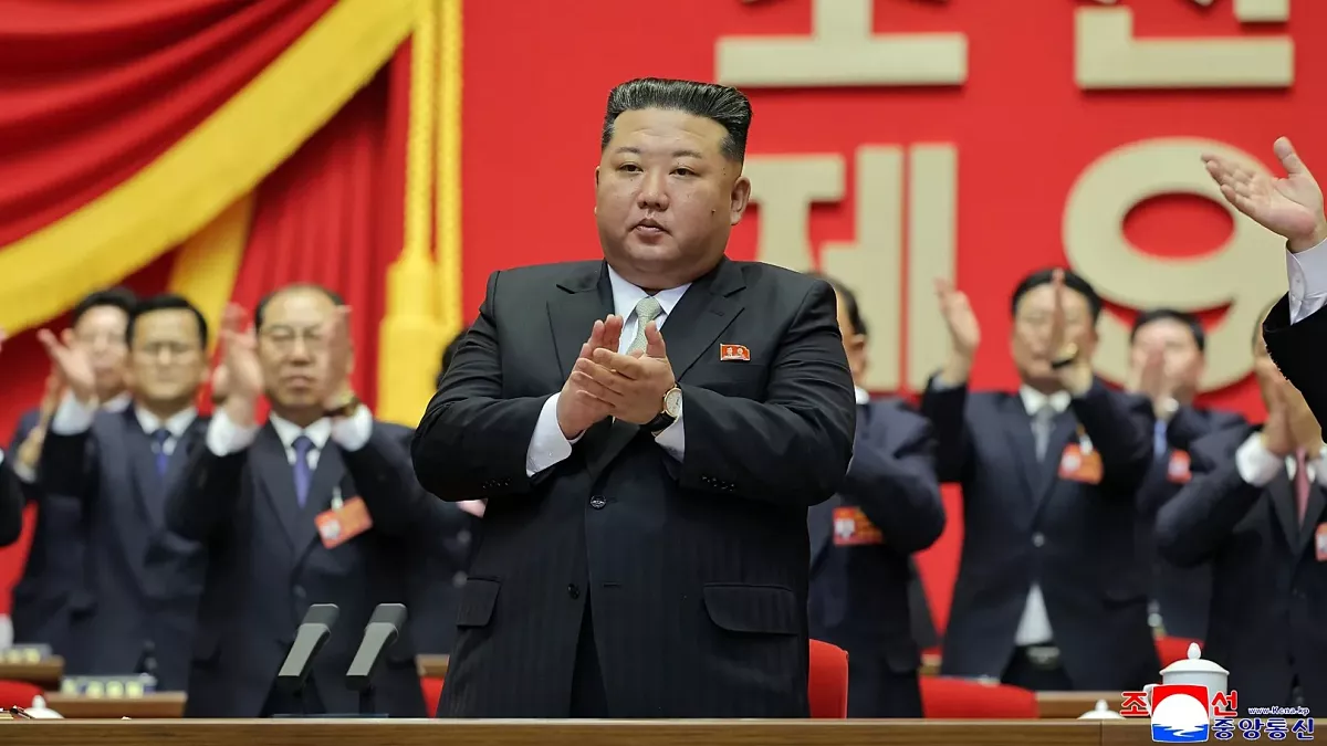 Seoul court orders North Korean leader to compensate Korean War POWs