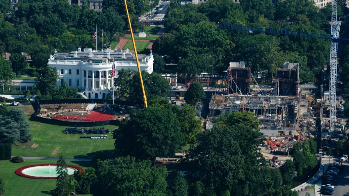 US appeals court orders halt to Trump ballroom construction