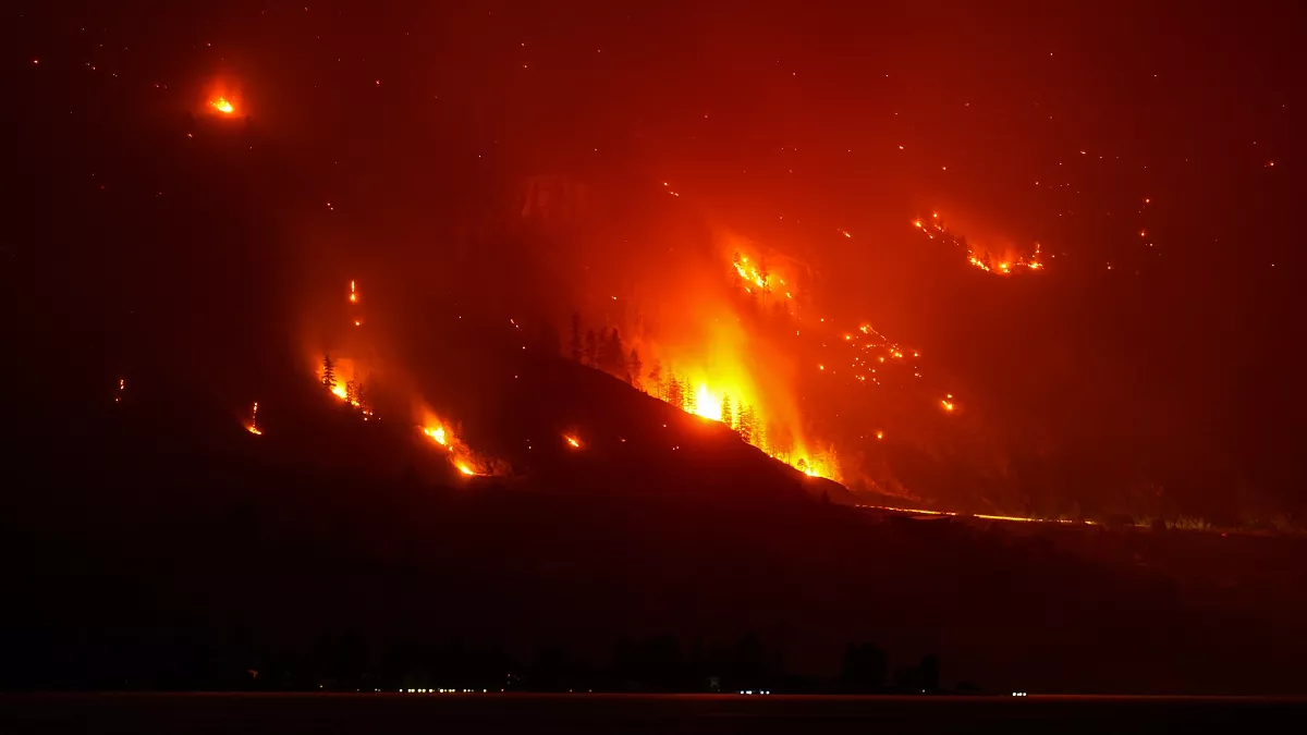 Mexican firefighters arrive to help battle deadly wildfire in western Canada