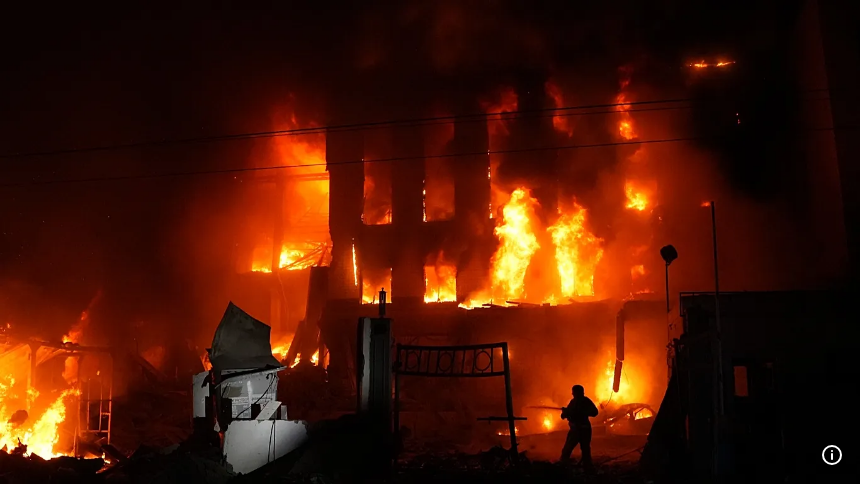Russian strikes resume, killing two in Kyiv despite US mediation