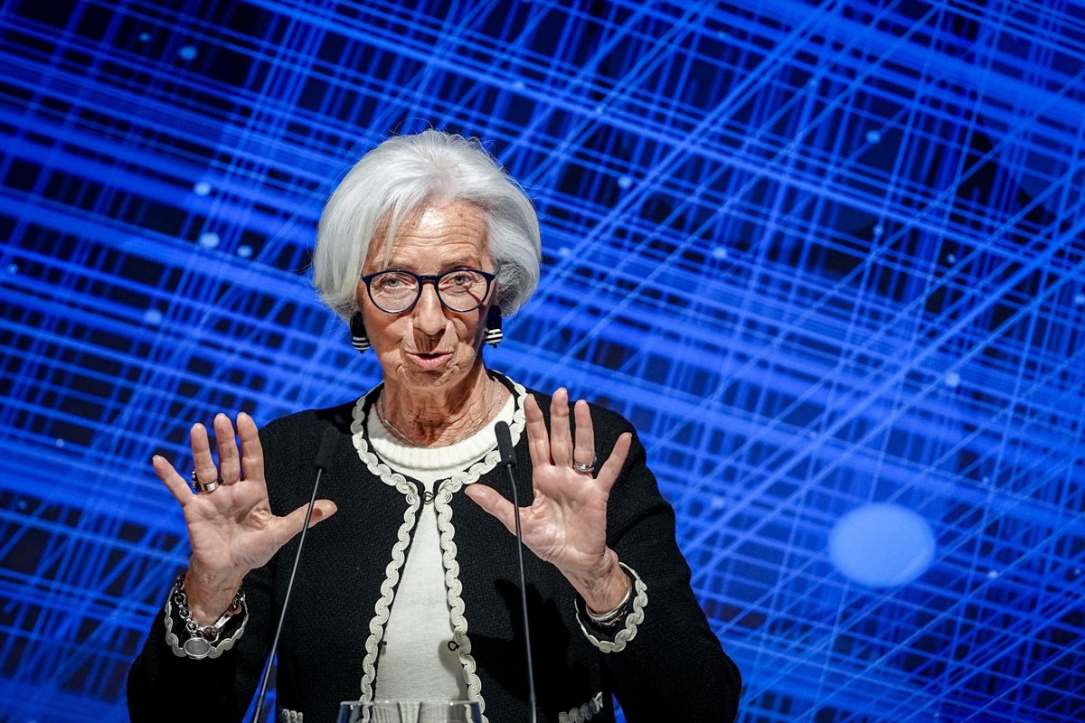 El BCE sube tipos en 25 puntos básicos, al 2,25%, ante las presiones inflacionistas por la guerra