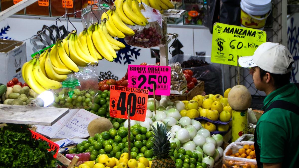 Inflación de México se modera más de lo previsto en mayo, se ubica en 3.94%