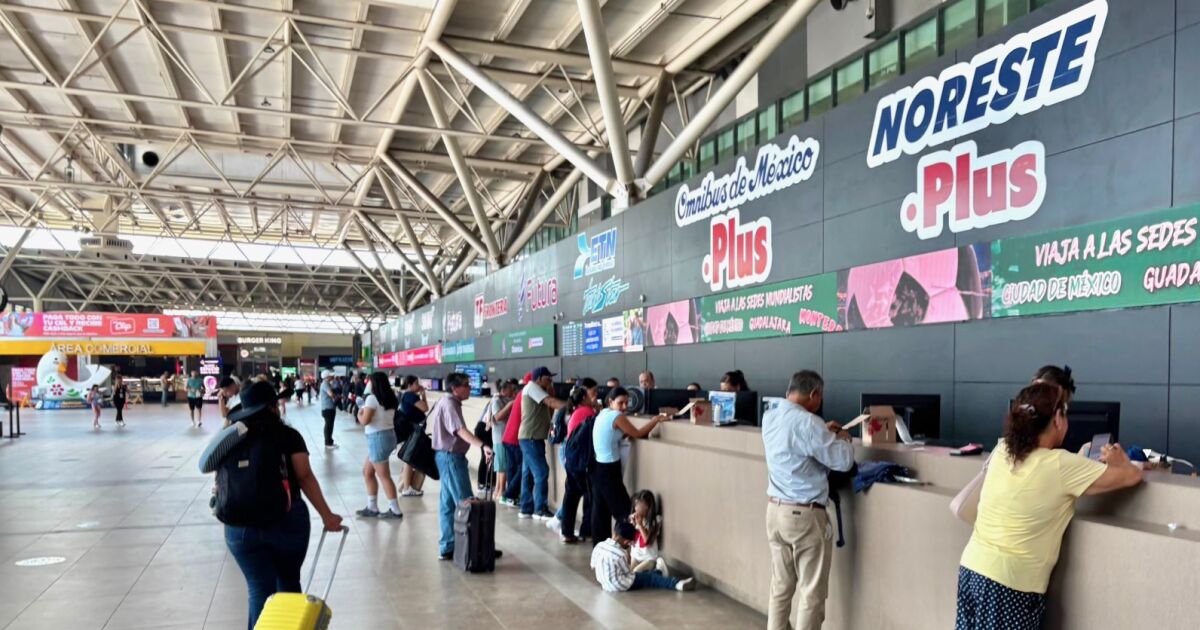 El Mundial 2026 prometía una avalancha de turistas en México, pero las centrales de autobuses cuentan otra historiav