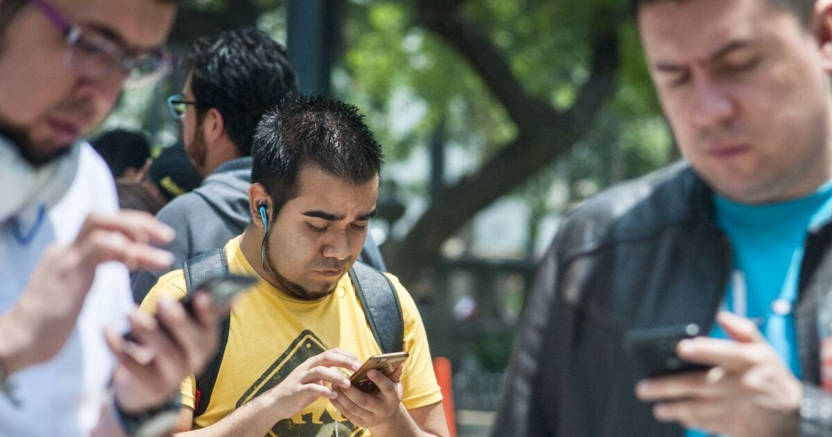 La selfie obligatoria frena el registro telefónico: 7 de cada 10 usuarios en zonas rurales no pueden terminarlo