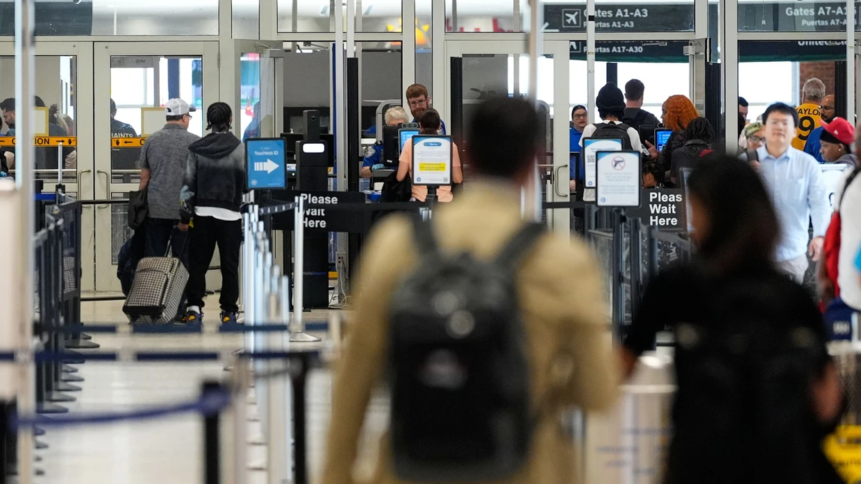 Liveblog USA unter Trump: Chaos an US-Flughäfen lässt nach