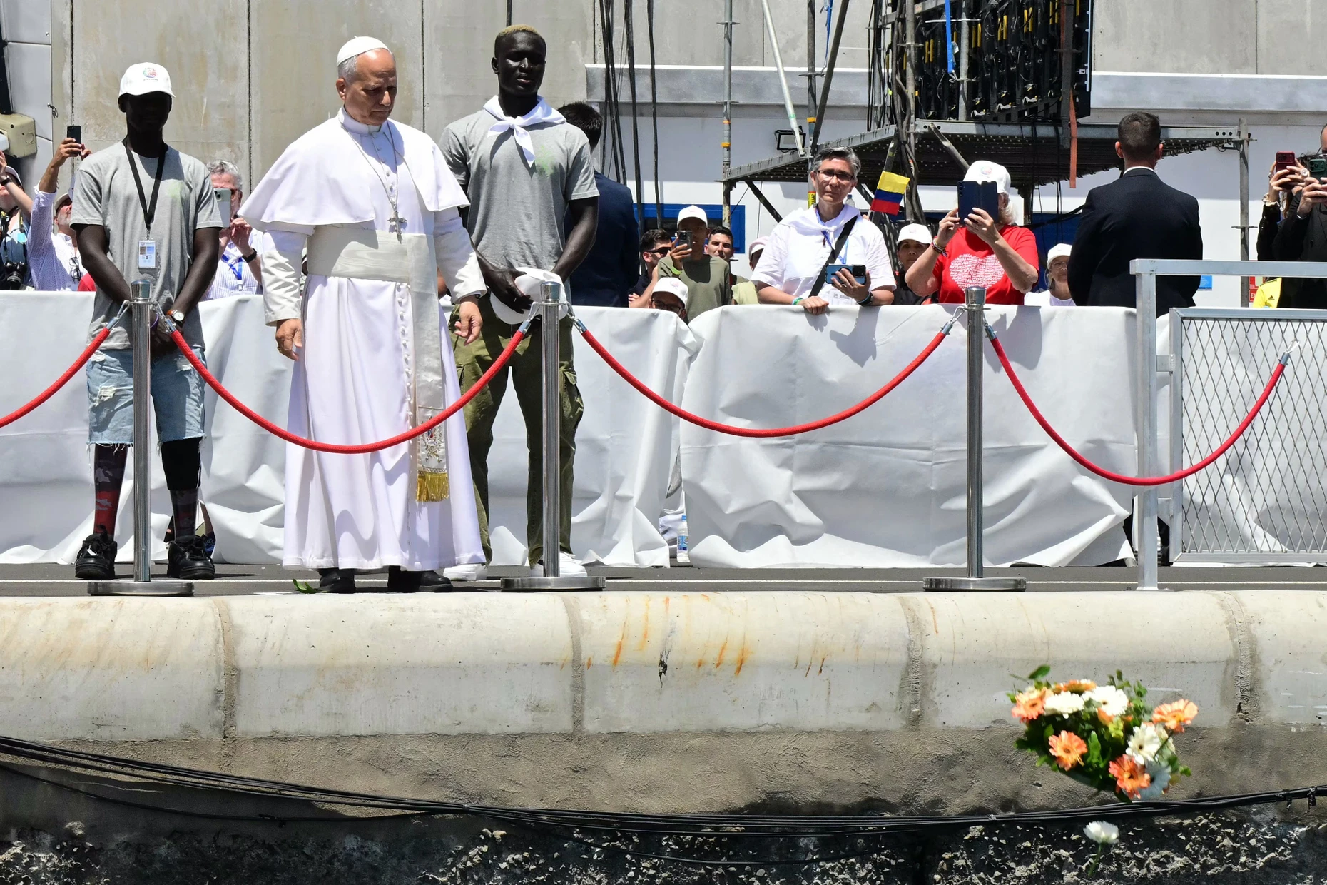Leo XIV. auf den Kanaren: Der Papst verneigt sich vor „der Würde der Migranten“