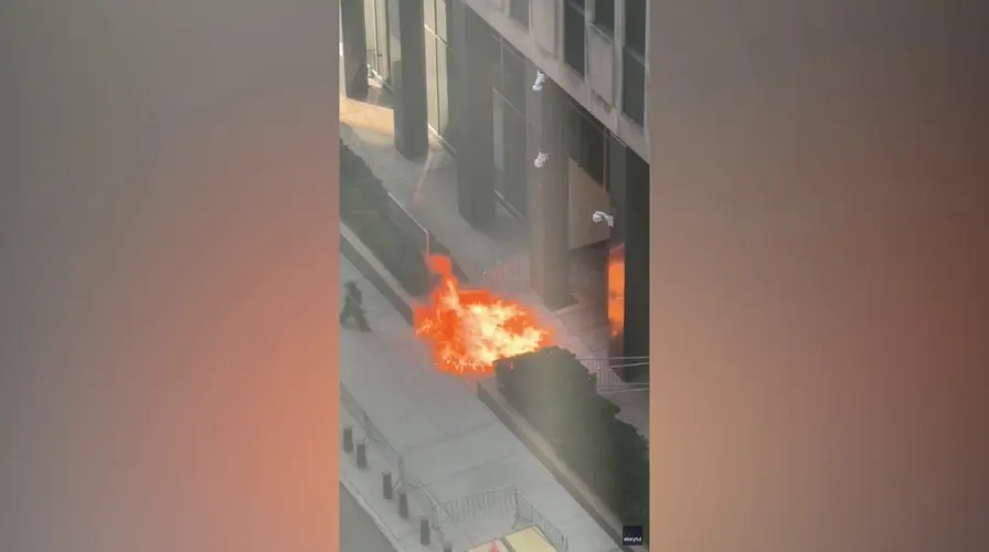 Army veteran in custody after allegedly launching incendiary attack at NYC federal building