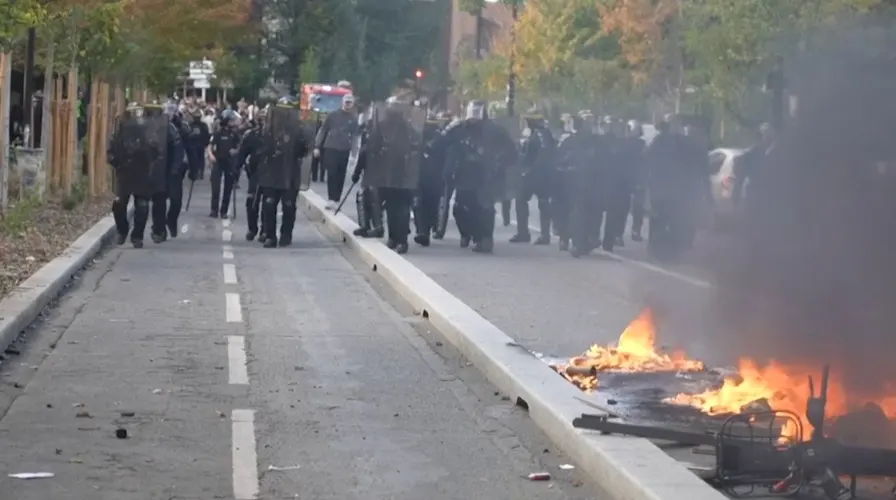 France rocked by student riots as hundreds arrested, violence spreads nationwide
