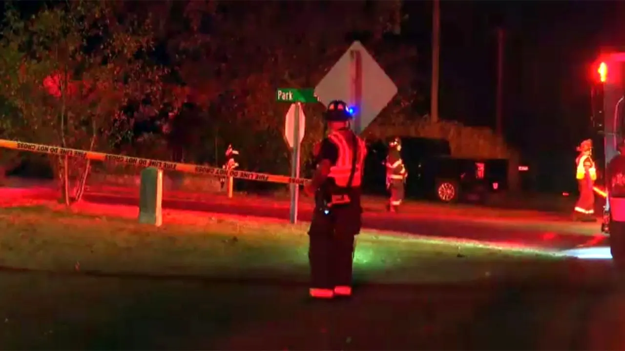 Wisconsin plane crash kills 5 adults, child as authorities probe final communications