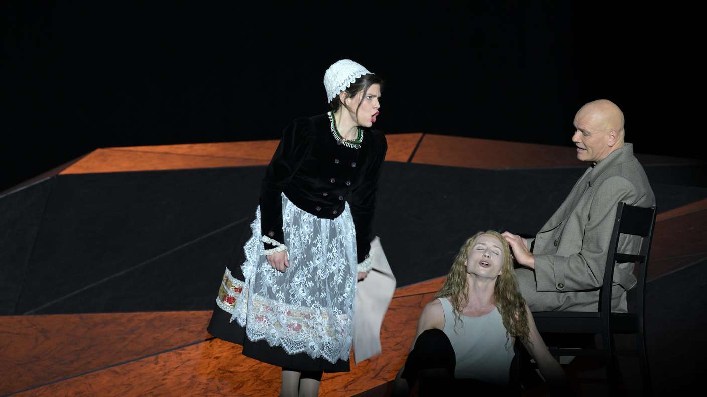 „Written on Skin“ an der Oper Frankfurt – Übermächte sind im Spiel