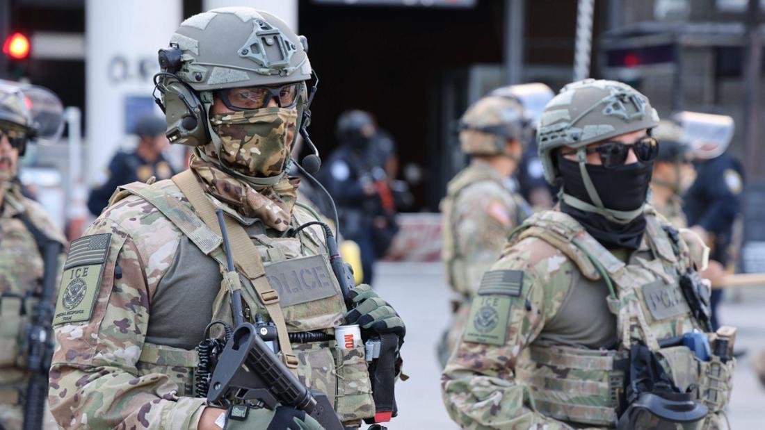 Chaos an US-Flughäfen: Trump schickt ICE zur „Gewährleistung der Sicherheit“