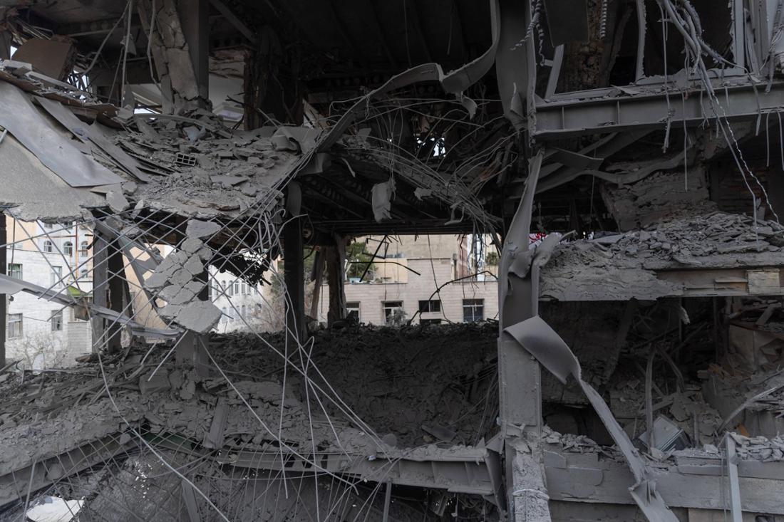 „Unsere Raketen sind in Stellung“: Iran trotzt US-Drohung mit Bodentruppen – Trump zögert noch