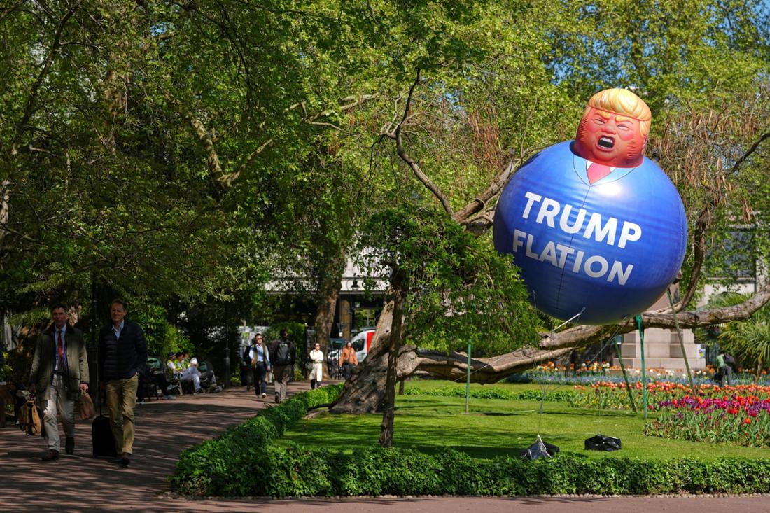 Neue Umfrage zeigt: Fast 70 Prozent lehnen Trumps Wirtschaftspolitik ab