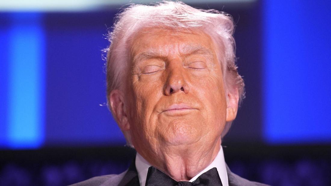 Trumps Zustimmungswert rutscht bei entscheidender Wählergruppe auf historischen Tiefstand